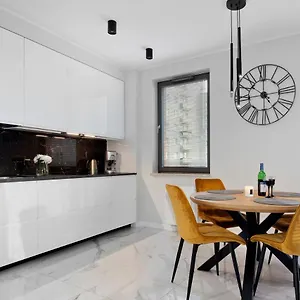 https://elite-apartments-garden-gates-premium.gdanskhotel.org